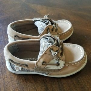 Sperry Toddler size 9